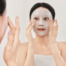 SUNGBOON EDITOR Deep Collagen Mask Niacin Vita C Brightening – Rozjasňující kolagenová plátýnková maska s niacinamidem a vitaminem C