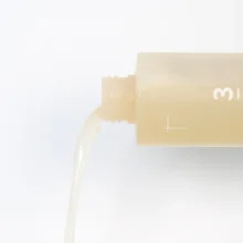 NUMBUZIN No.3 Super Glowing Essence Toner - Rozjasňujúce tonikum