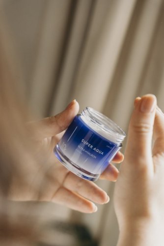 SUPER AQUA Ultra Hyalron Cream 10x - Intenzivně hydratační krém