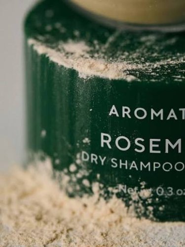 Aromatica Rosemary Dry Shampoo Powder - Suchý šampón v púdri s rozmarínom