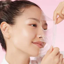 MEDICUBE Collagen Night Wrapping Mask - Noční maska s kolagenem pro zpevnění a hydrataci pleti