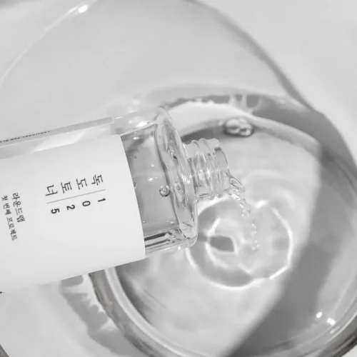 ROUND LAB 1025 Dokdo Toner - Zjemňující pleťový toner 200 ml