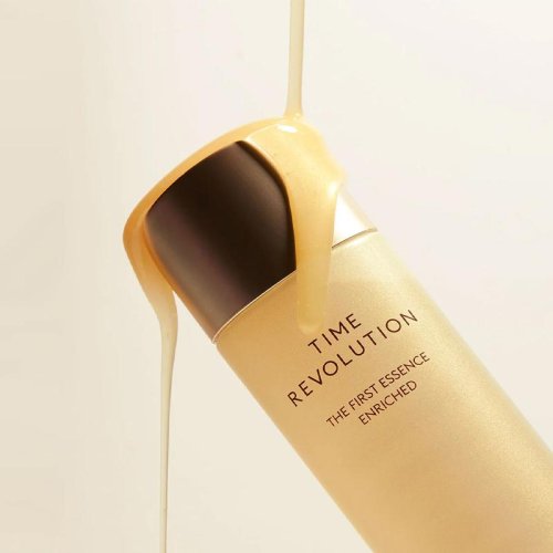 TIME REVOLUTION The First Treatment Essence Enriched - Ošetrujúca esencia proti vráskam