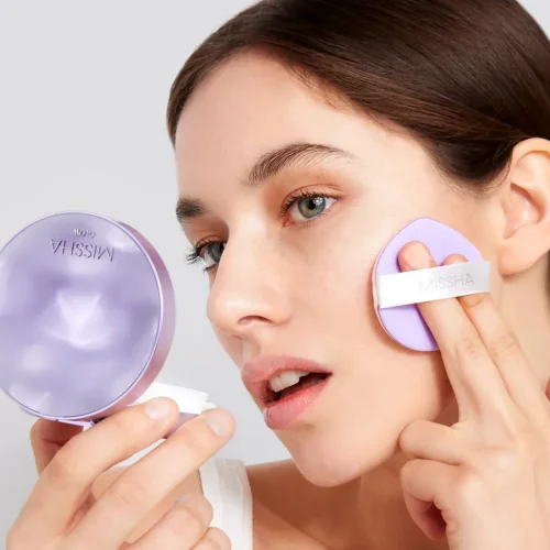 MISSHA Glow Layering Fit Cushion SPF50+/PA++++ - Rozjasňující vrstvitelný cushion