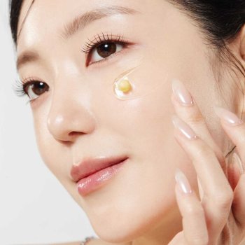 MEDICUBE Deep Vita C Capsule Cream - Osviežujúci krém s vitamínom C pre žiarivú pleť