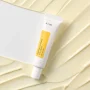 iUNIK Propolis Vitamin Eye Cream - Očný krém s propolisom a vitamínmi