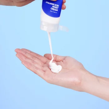 ISNTREE Hyaluronic Acid Moist Cream - Hydratační krém s kyselinou hyaluronovou